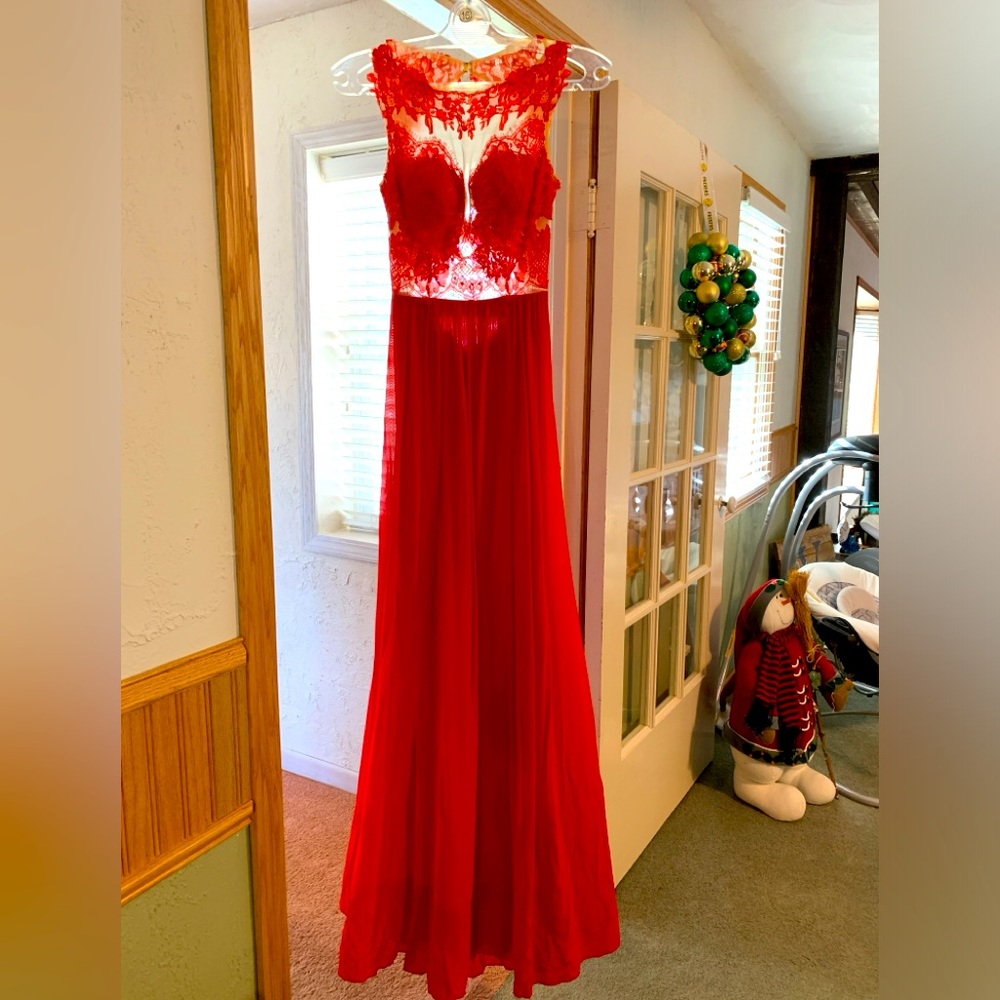 Sherri Hill Formal gown